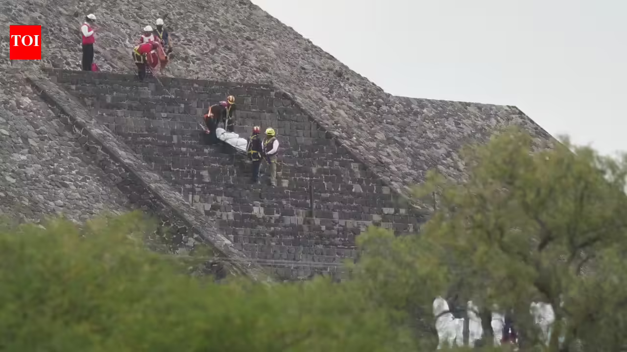 Canadian tourist killed, 13 injured in Mexico pyramid shooting | World News – The Times of India