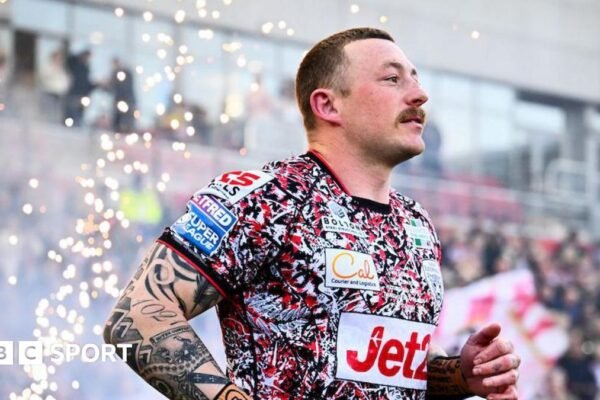 Josh Charnley runs out for Leigh Leopards on his 400th career appearance