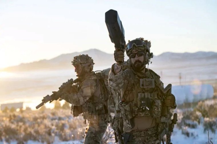 March land forces roundup: A new war confronts the old drone problem