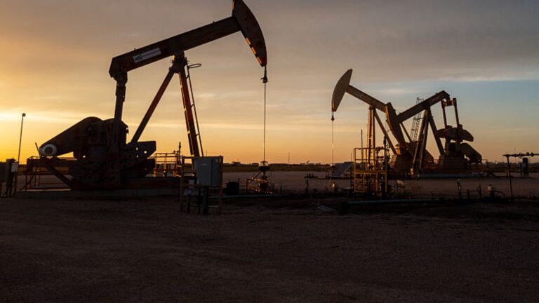 Oil prices fall after Iran sends updated peace proposal to mediators in Pakistan