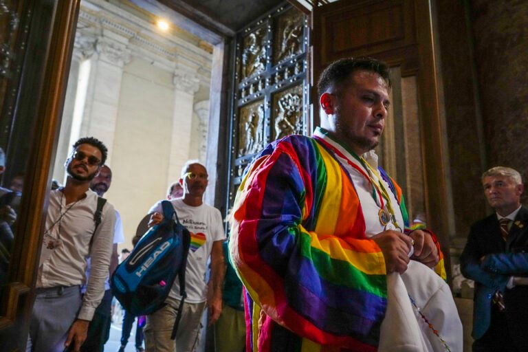 Vatican criticizes conversion therapy, features gay Catholic testimony in ‘historic’ report