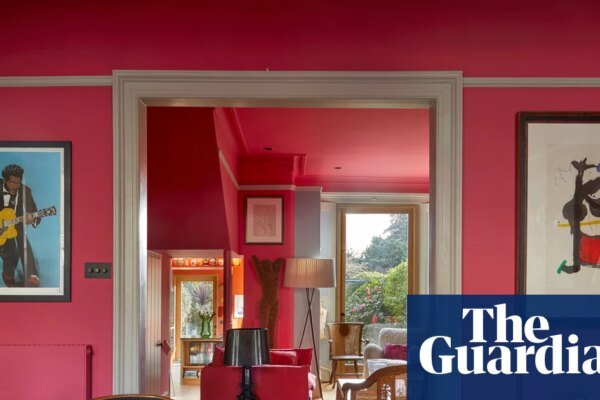‘It’s the colour and artworks that make my house sing’