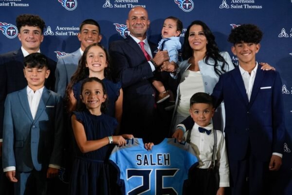 'Look at my son': How Titans' Robert Saleh is livi…