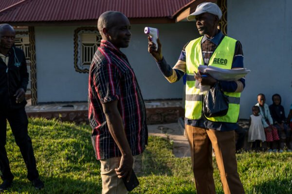Congo Ebola Crisis: Contact Tracing Is Dangerously Behind, Officials Warn