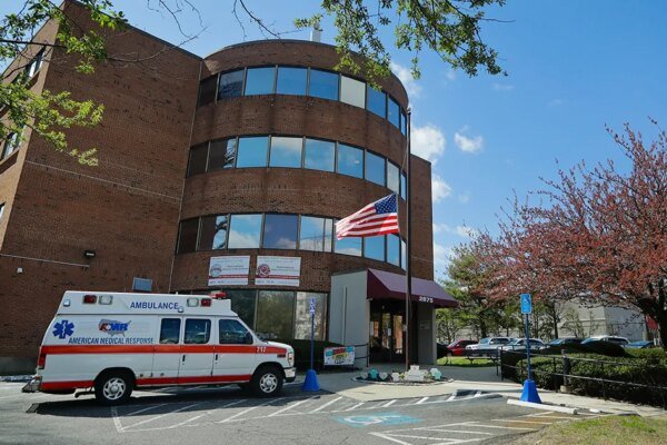 Connecticut: Have You Called 911 for Help? Tell Us About Your Experience.