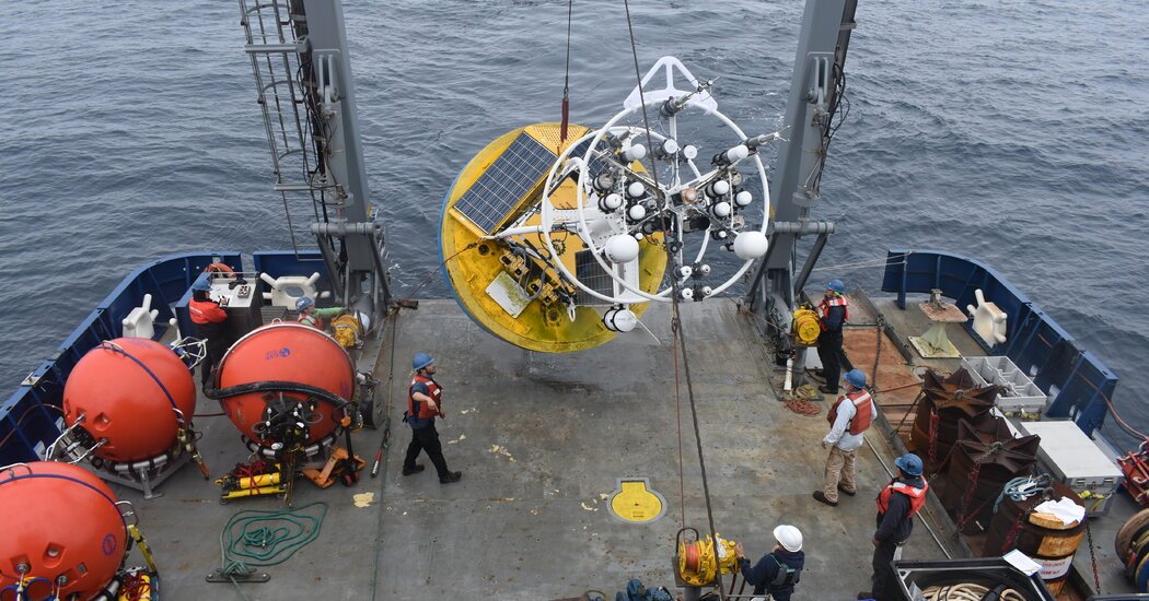 Democrats Pledge to Fight Trump’s Termination of Ocean Monitoring Observatories