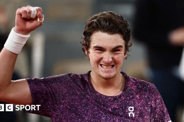 Fonseca, 19, shows title credentials by backing up Djokovic win