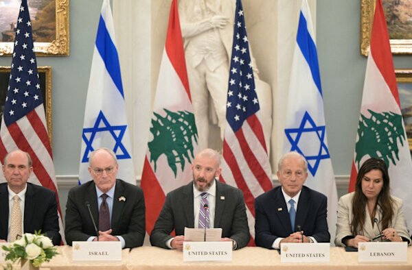 Israel and Lebanon agree to implement ceasefire