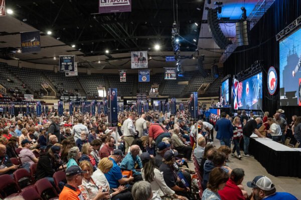 Minnesota Republicans Hold Moment of Silence for Derek Chauvin