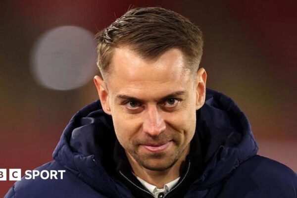 Southampton owner will not sack head coach Eckert