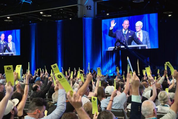 Southern Baptists pass a ban on women pastors again. This time, they hope it sticks.