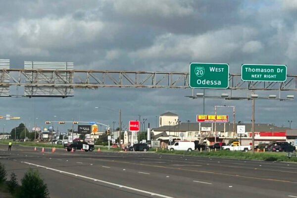 Suspect in Fatal Shooting Is Dead After a Standoff in Midland, Texas, Officials Say