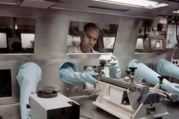 U.S. Aims to Give Cold War Plutonium to Start-Ups for Nuclear Fuel