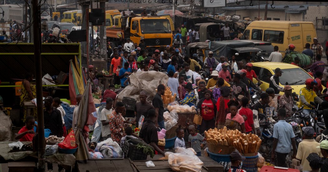 U.S. Ebola Travel Ban Faces Criticism From Congo Health Officials