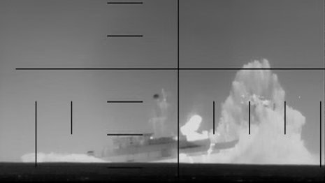 US submarine sinks Iranian warship near coast of Sri Lanka – video