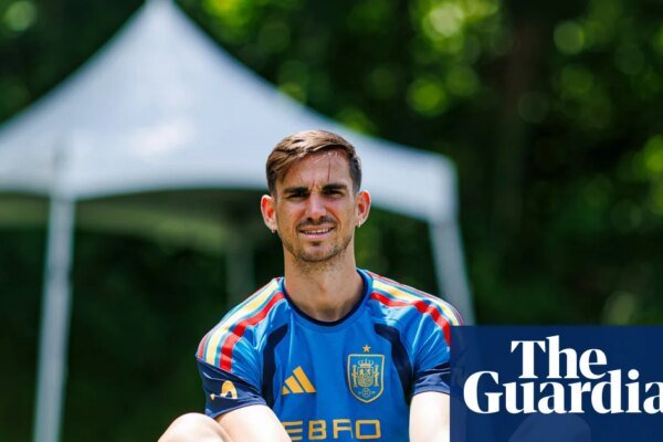 Fabián Ruiz: ‘It’s not important who plays, it’s important we support each other’ | Sid Lowe