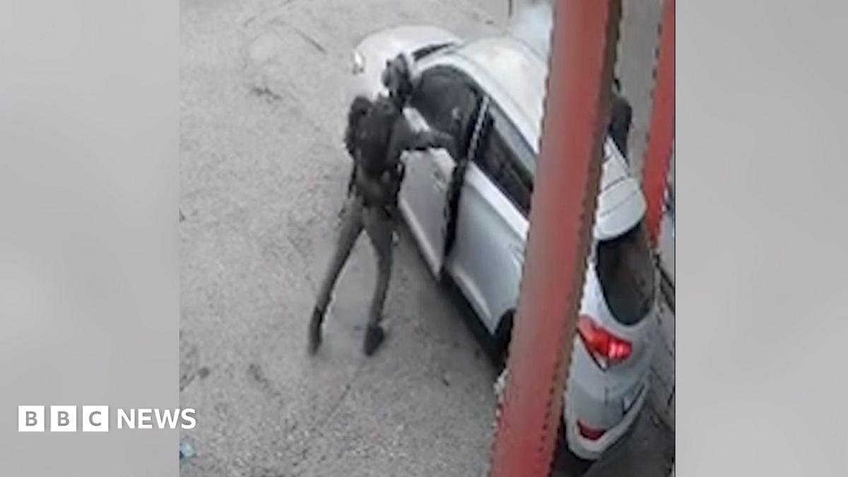 Israeli police officer filmed throwing stun grenade into car in West Bank