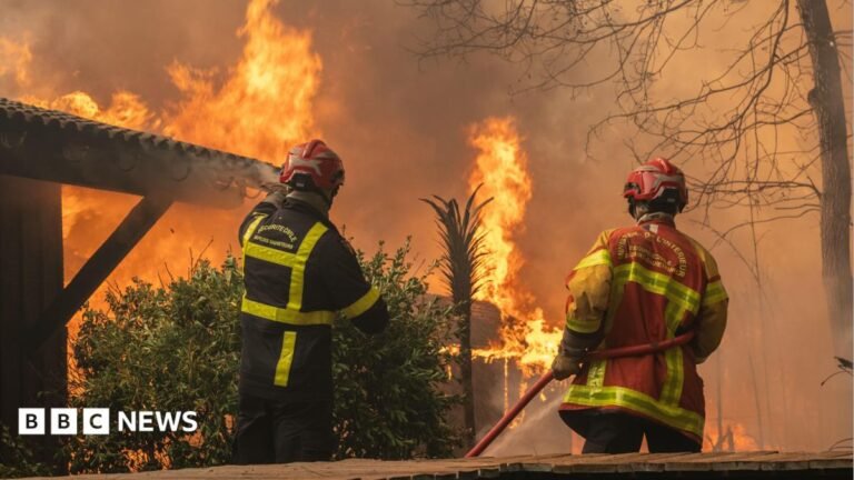 More than 300,000 flee wildfires in France and Spain