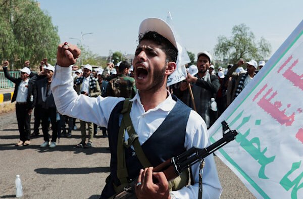 Oil jumps to  after Houthis attack two Saudi Arabian tankers