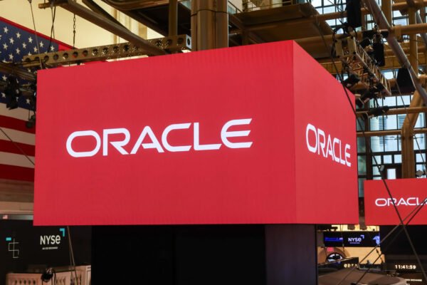 Oracle inks  billion deal to consolidate Pentagon software purchases