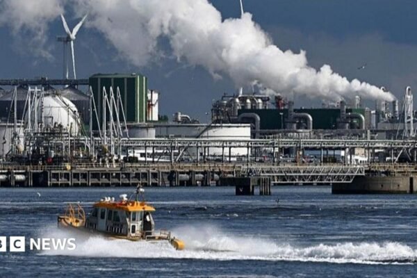 Pressure builds on Europe's biggest port to be greener