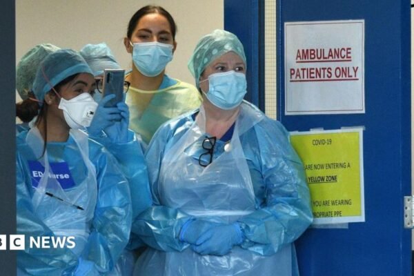UK wasted £10bn on PPE that left NHS staff poorly protected, Covid inquiry finds