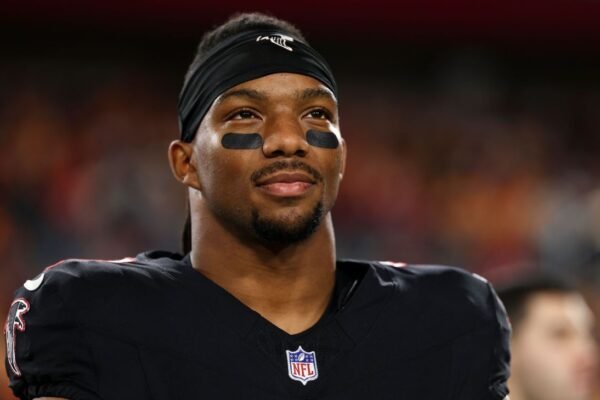 Sources: Falcons RB Robinson gets record deal