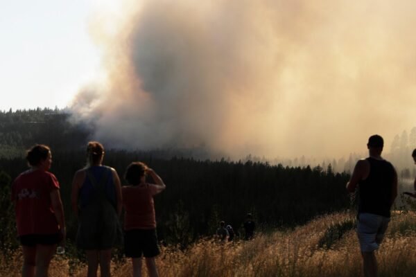 Thousands of people under evacuation order from wildfires in Spokane, Wash.